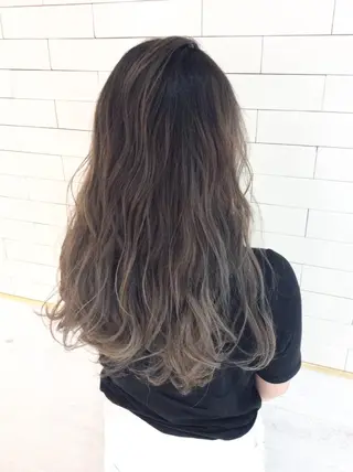 ロング カラー レイヤーカット× 髪質改善たもりのヘアスタイル
