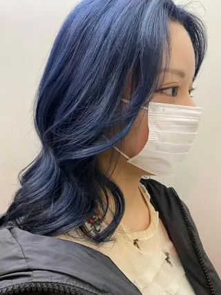 セミロング 大橋 美咲のヘアスタイル
