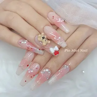 セミロング Pio Mielのネイルデザイン