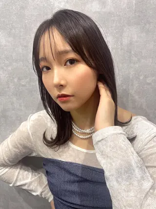 セミロング カラー ヘアアレンジ 透明感カラー/推しカ ラー☁️JURAのヘアスタイル