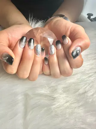 ネイル MELLMODE所属・Nakano Kanaのネイルデザイン