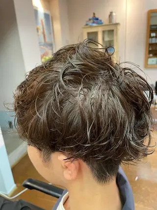 ショート Land.所属・【透明感ツヤカラー】 三浦寛之のヘアスタイル