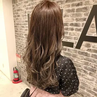 セミロング カラー La.LAUREN所属・透明感カラー/ TETSUのヘアスタイル