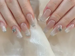 ネイル LE REVE Hinaのネイルデザイン