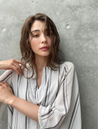 セミロング 愛されヘア♪ 大森春奈のヘアスタイル