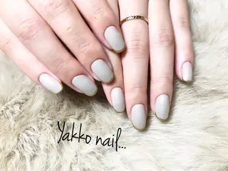 ネイル Yakko pas á pasのネイルデザイン