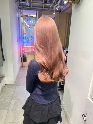 セミロング 🌈ハイトーン/ ワタル🌈のヘアスタイル