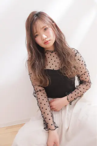 ロング 大沼 佑英のヘアスタイル