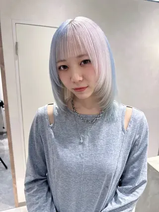 ミディアム カラー ハイトーン/ 縮毛矯正のヘアスタイル