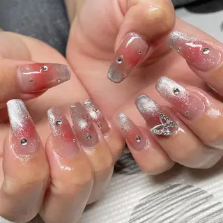 ネイル 加瀬 アンジェリーのネイルデザイン