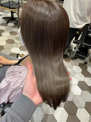 ミディアム 髪質改善、縮毛矯正 酸性縮毛矯正のヘアスタイル