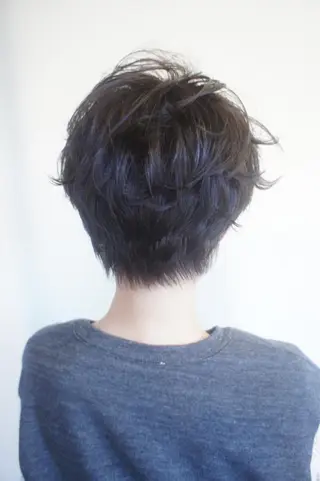 ショート カラー This所属・🟦髪質改善6年 💊YAMAMOTOのヘアスタイル