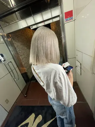 ミディアム カラー パーマ ヘアアレンジ アンククロス/ エクステ／ハイトーンのヘアスタイル