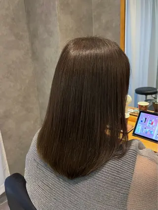 ミディアム 野沢 知花のヘアスタイル