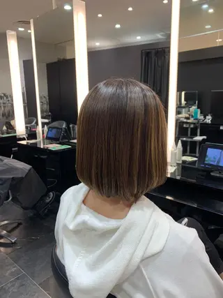 ショート パーマ 艶髪/白髪ぼかし ヘッドスパ/大野結菜のヘアスタイル