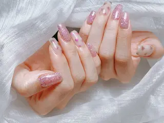 ネイル U·Mi nail salon所属・U·Mi 上野御徒町容のネイルデザイン