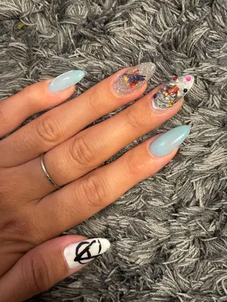 ネイル A nail所属・ari ariのネイルデザイン