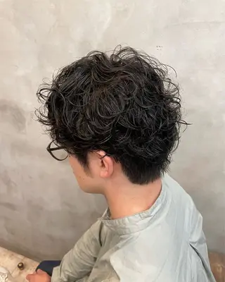 ショート パーマ メンズ 【ピンク/韓国ヘア/ ヘアセット】亜海のヘアスタイル