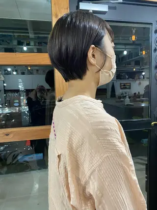 ショート なぎ🌿.∘[ボブ, ニュアンスカラー]のヘアスタイル