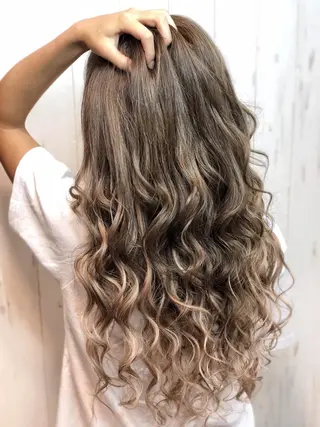 ロング LOCO/ Ko-kiのヘアスタイル