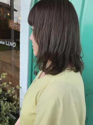 ミディアム カラー 佐藤 美咲のヘアスタイル