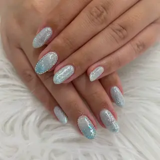 ネイル NAILSALON LUNON 獨協大学前駅店所属・LUNON 獨協大学前駅店のネイルデザイン