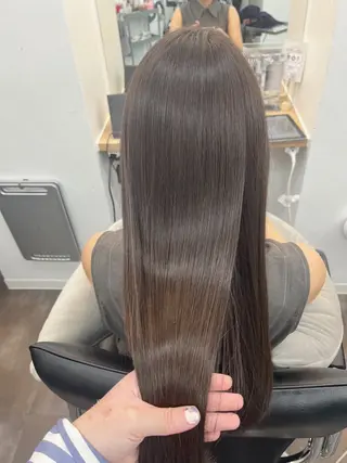 ロング カラー mai🐷髪質改善 🖤透ける暗髪🖤のヘアスタイル