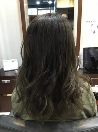 ショート ミディアム セミロング ロング カラー パーマ ヘアアレンジ メンズ キッズ ネイル まつエク MODEK's阿倍野 伊藤サダキのヘアスタイル