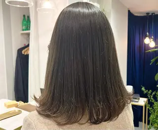 セミロング 上原 みちるのヘアスタイル