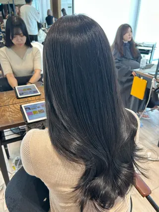 ロング 🎀大竹美侑／顔まわ りカット／レイヤーのヘアスタイル