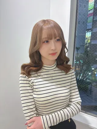 セミロング 新宿ハイトーン/ カットモデル/のりかのヘアスタイル