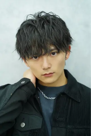 ショート パーマ メンズ The Gollum cut＆shave所属・垢抜け・メンズパーマ 津山祐紀のヘアスタイル