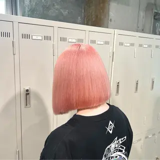 ショート カラー 🫧ハイトーン🫧 TOPstylistのヘアスタイル