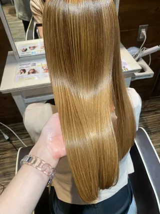 ロング Arisa MODE K'sのヘアスタイル