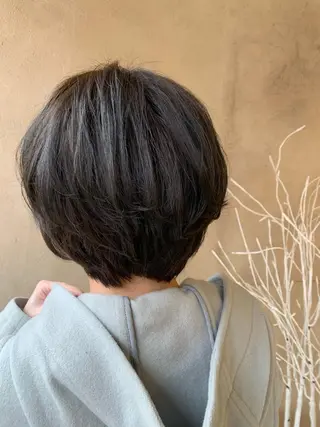 ショート カラー 西新/siohair 似合わせ/石尾刻矢のヘアスタイル