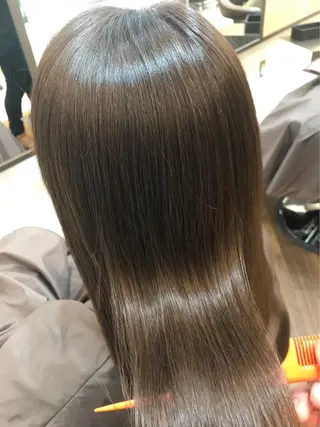 ロング カラー apsee所属・杉本 らなのヘアスタイル