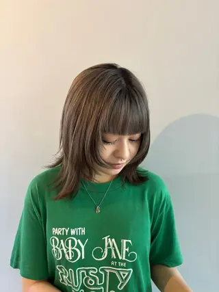 ミディアム Amour【アムール】所属・voler[ヴォレ] moekaのヘアスタイル