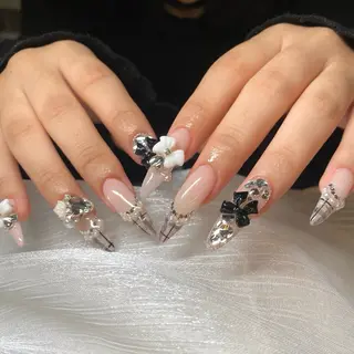 ネイル 🎀FLORANZ 🎀MIKAのネイルデザイン