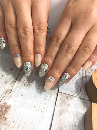 ネイル 坂田 澄香のネイルデザイン