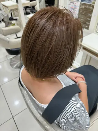 カラー Ash志木/新井 俊輔のヘアスタイル