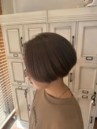 ショート カラー ナチュラルハイトーン /坂庭 美夢のヘアスタイル