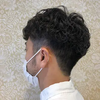 メンズ 🐠寒色系×パーマ 櫻井　麿偉🐏のヘアスタイル