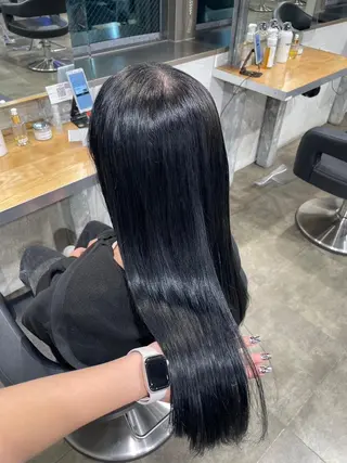 カラー 冬の透明感暗髪❄️ トレンドカラー❄️のヘアスタイル