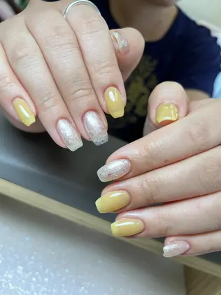 ネイル Flowerネイルサロン所属・. yukiのネイルデザイン