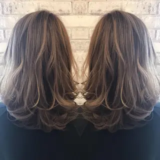 ミディアム カラー EARTH 越谷店のヘアスタイル
