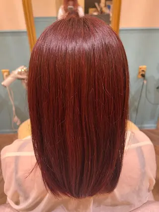 セミロング カラー 城 梨音のヘアスタイル