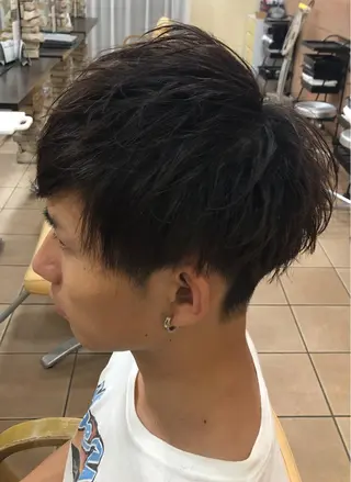 メンズ 地毛風ストレート ⚡️下ノ村柊斗⚡️のヘアスタイル