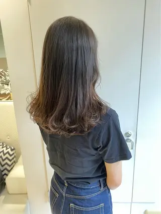 セミロング GOODDAY ヘアサロンのヘアスタイル