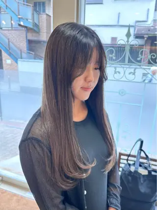 ロング カラー 韓国ヘア/レイヤー 顔周りカット/ユキナのヘアスタイル