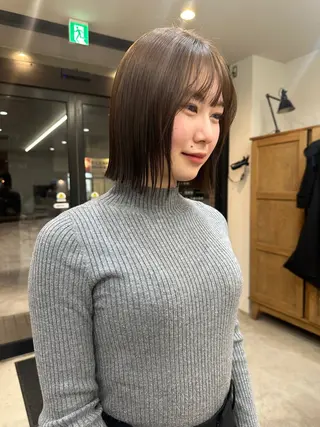 ミディアム 成澤 凜花のヘアスタイル